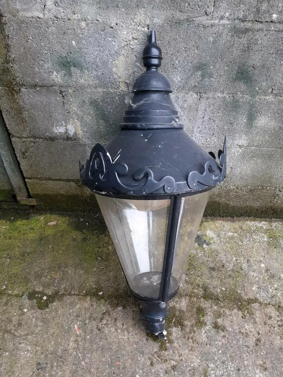 Decorative lanterns - Image 1