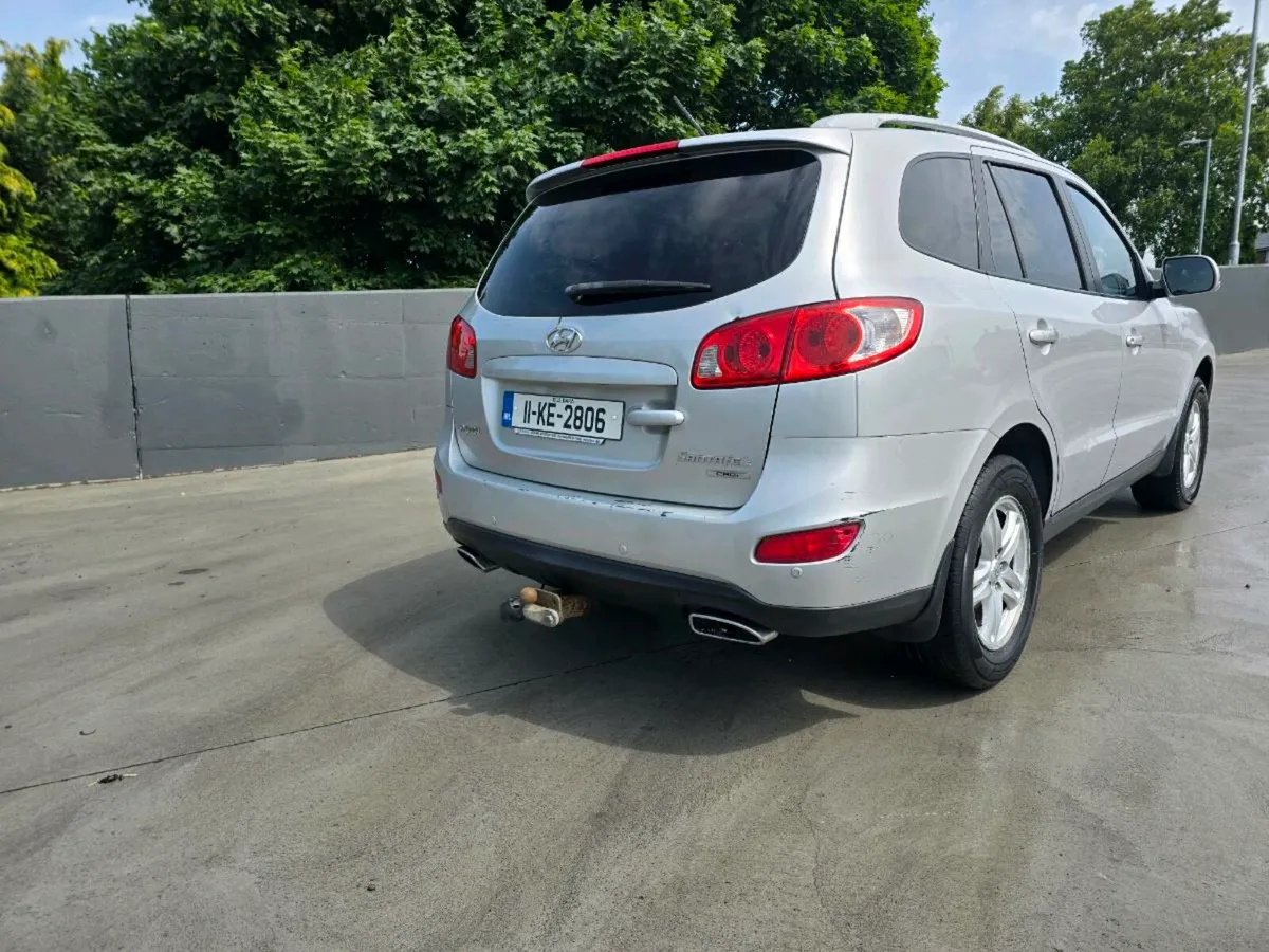 2011 Hyundai Santa Fe
 COMFORT - Image 3