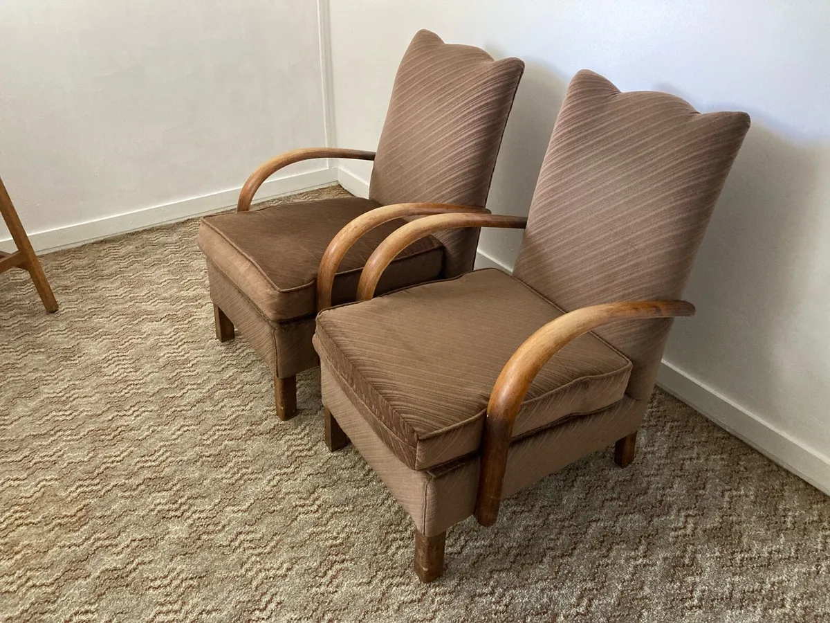 Chairs - Image 3