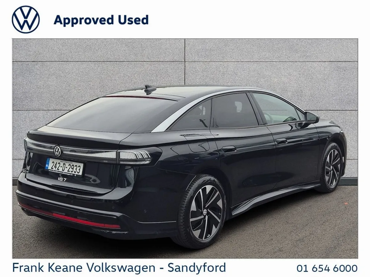 Volkswagen ID.7  pro Plus   ex-demo  77kwh 286HP - Image 3