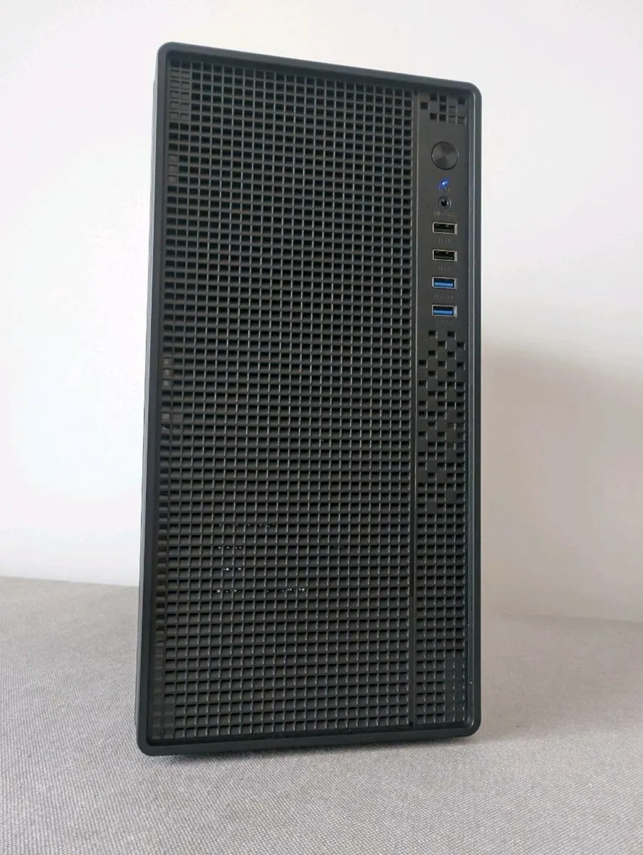 Intel Core 12th Gen i7-12700 Workstation PC - Image 2