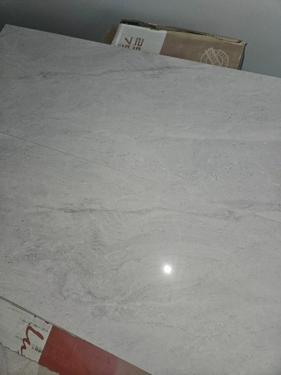 Nevada bone bathroom tiles - Image 1