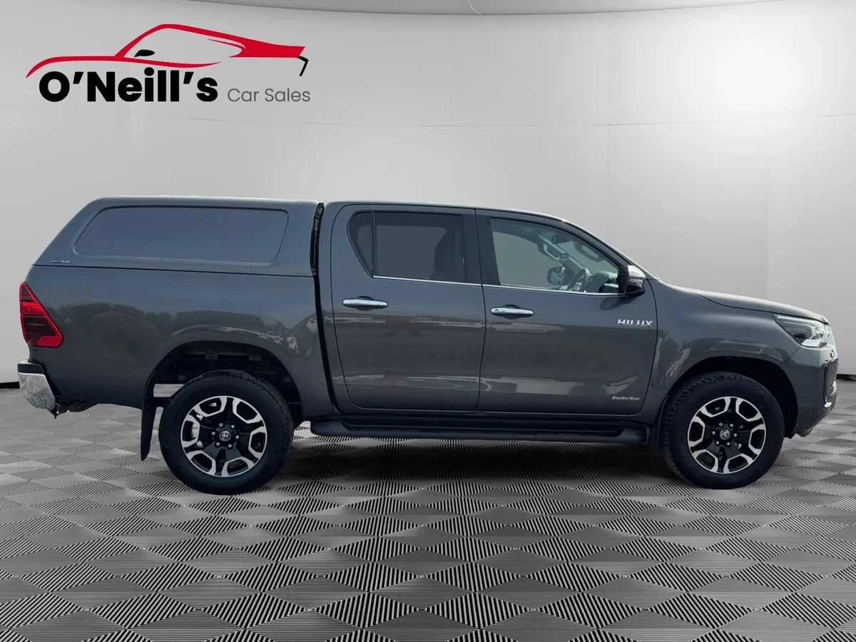 Toyota Hilux 2021 INVINCIBLE D-4D 4WD - Image 2