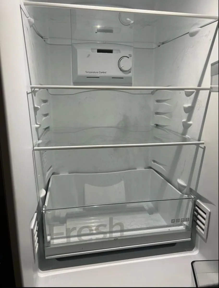 Siemens Stainless Steel Fridge Freezer - Image 2