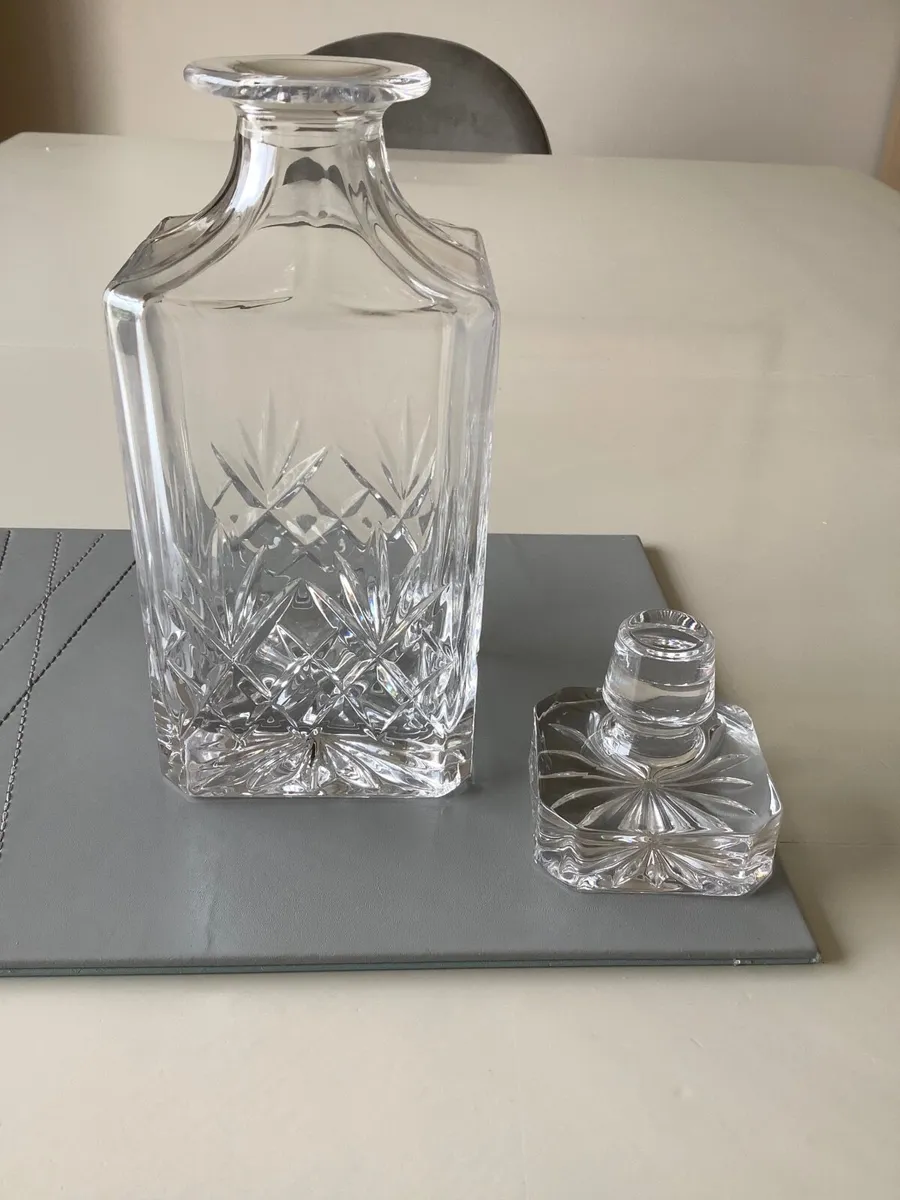 Decanter - Image 1