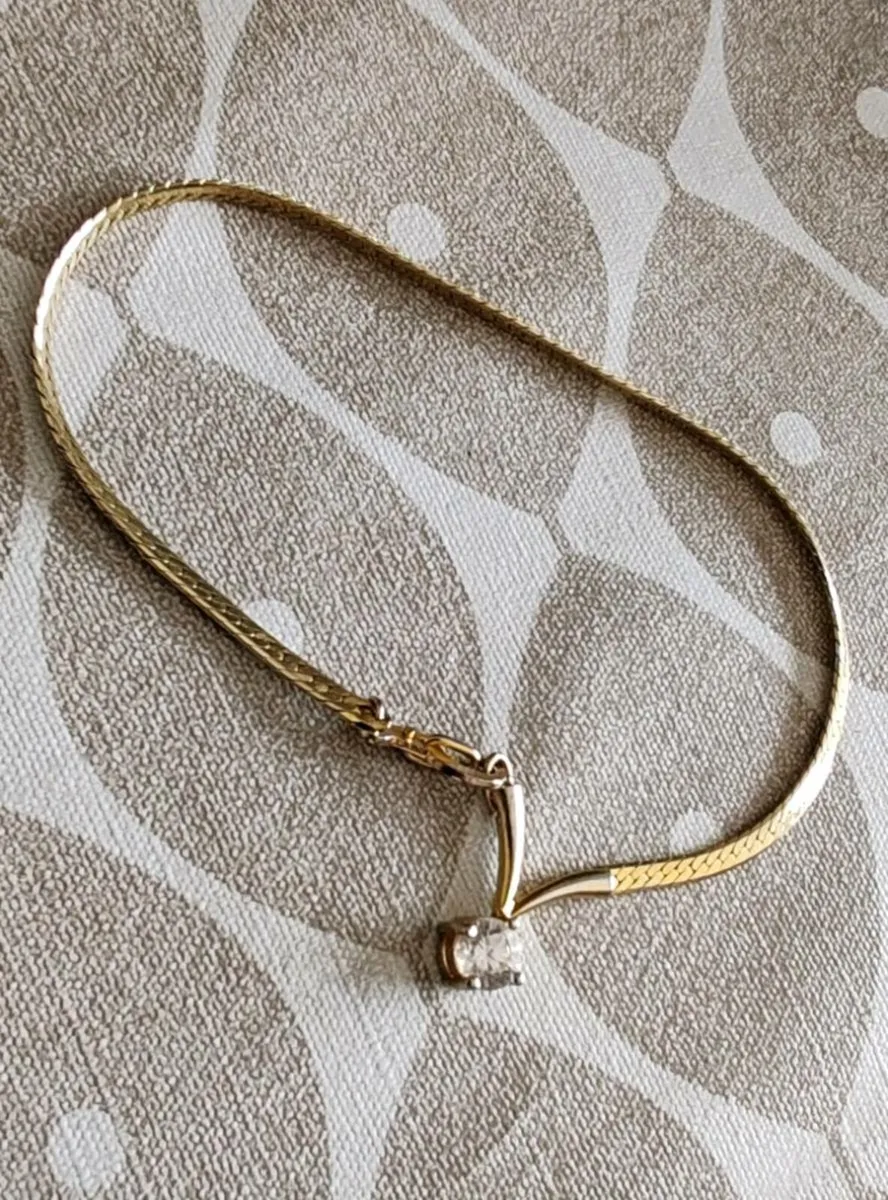 Retro gold tone bracelet - Image 1