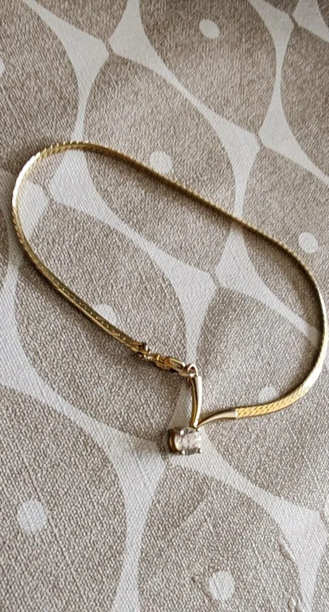 Retro gold tone bracelet - Image 3