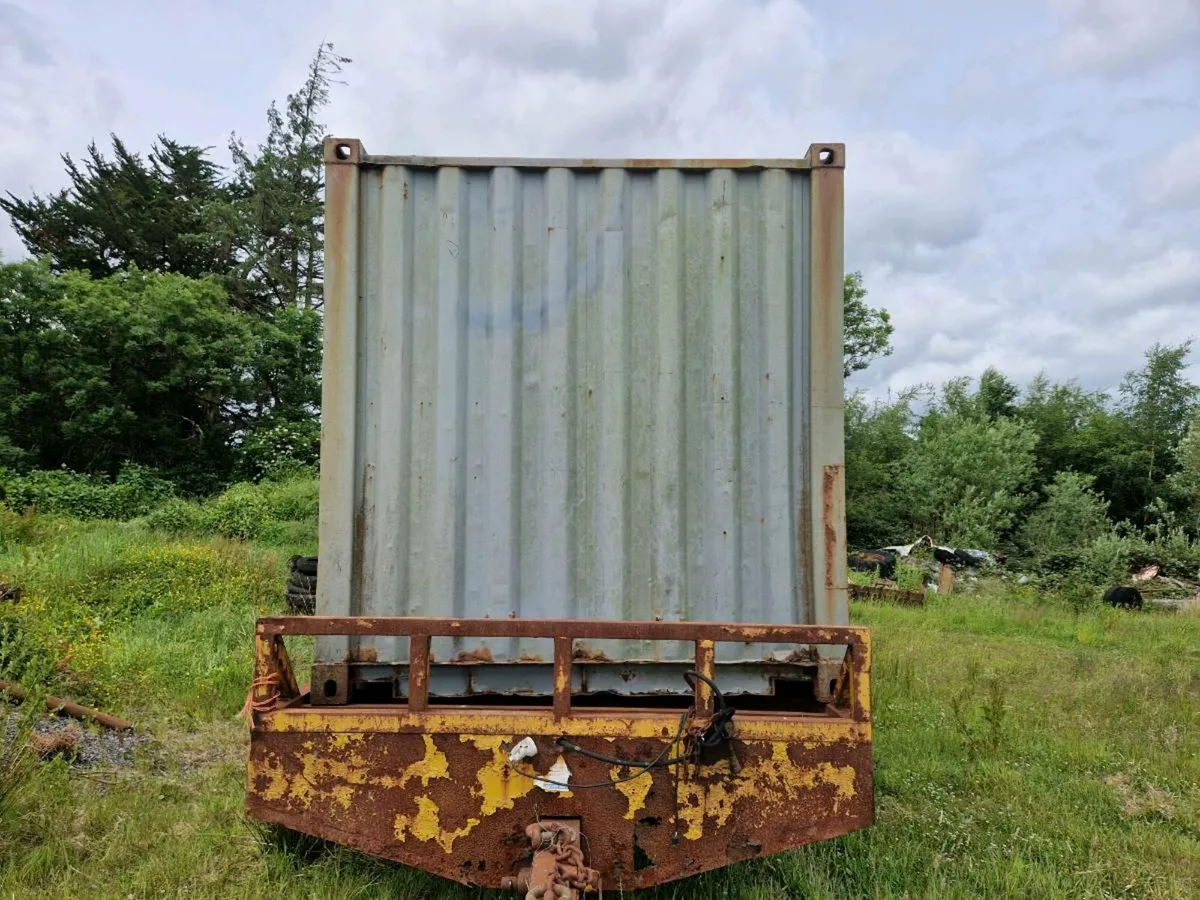 Metal container - Image 2