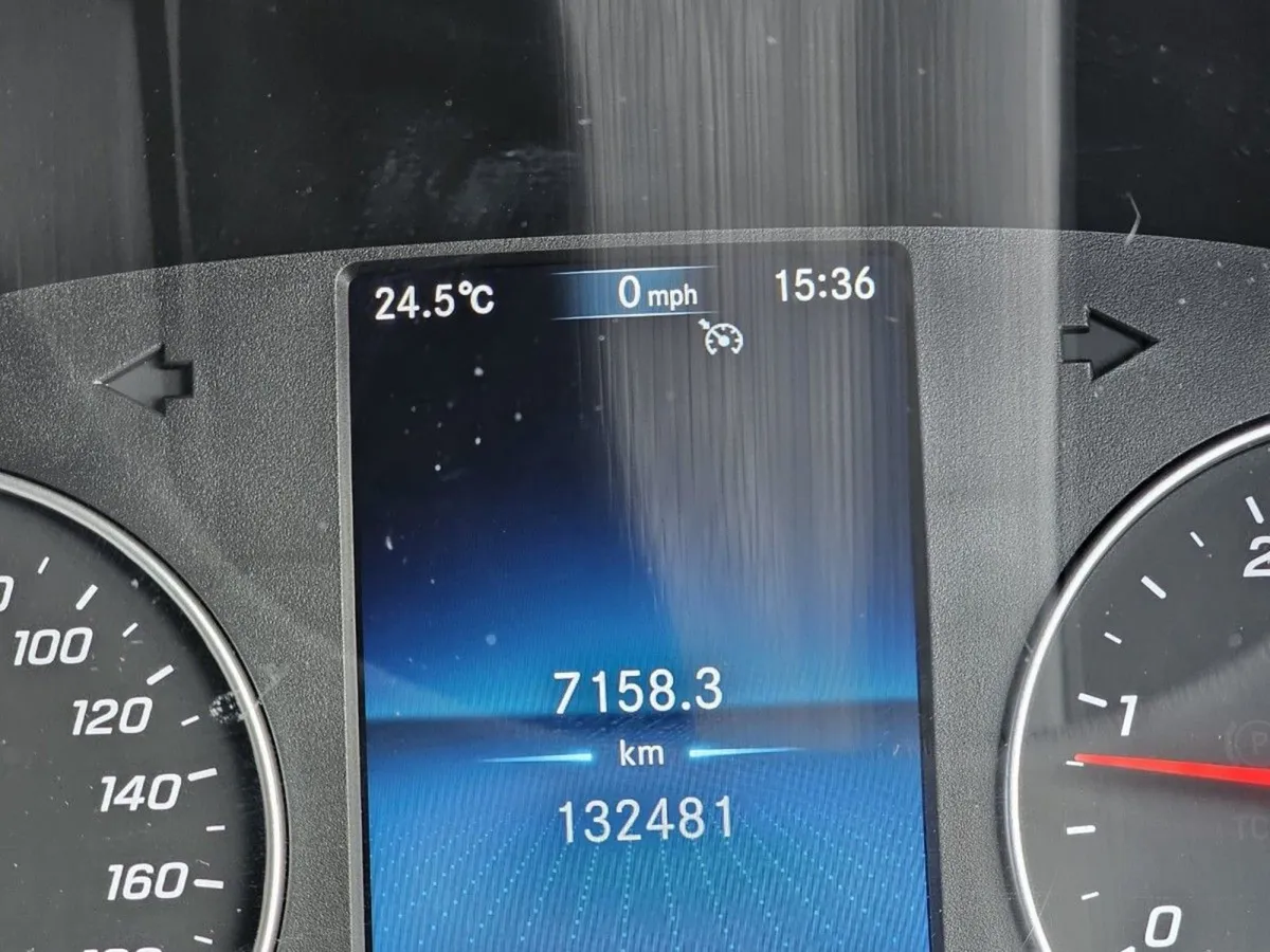 Mercedes-Benz Sprinter 315 LWB High Roof - Image 3