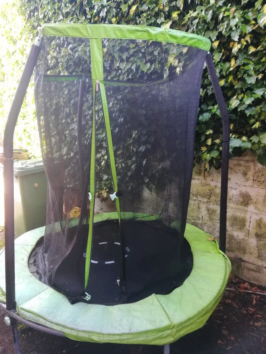 Trampoline
