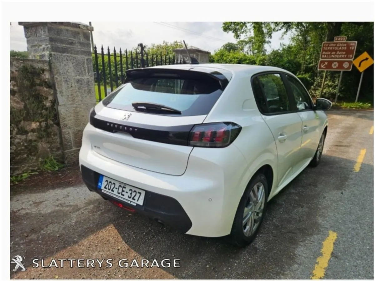 Peugeot 208 1.2 Puretech 75 bhp Active - Image 4