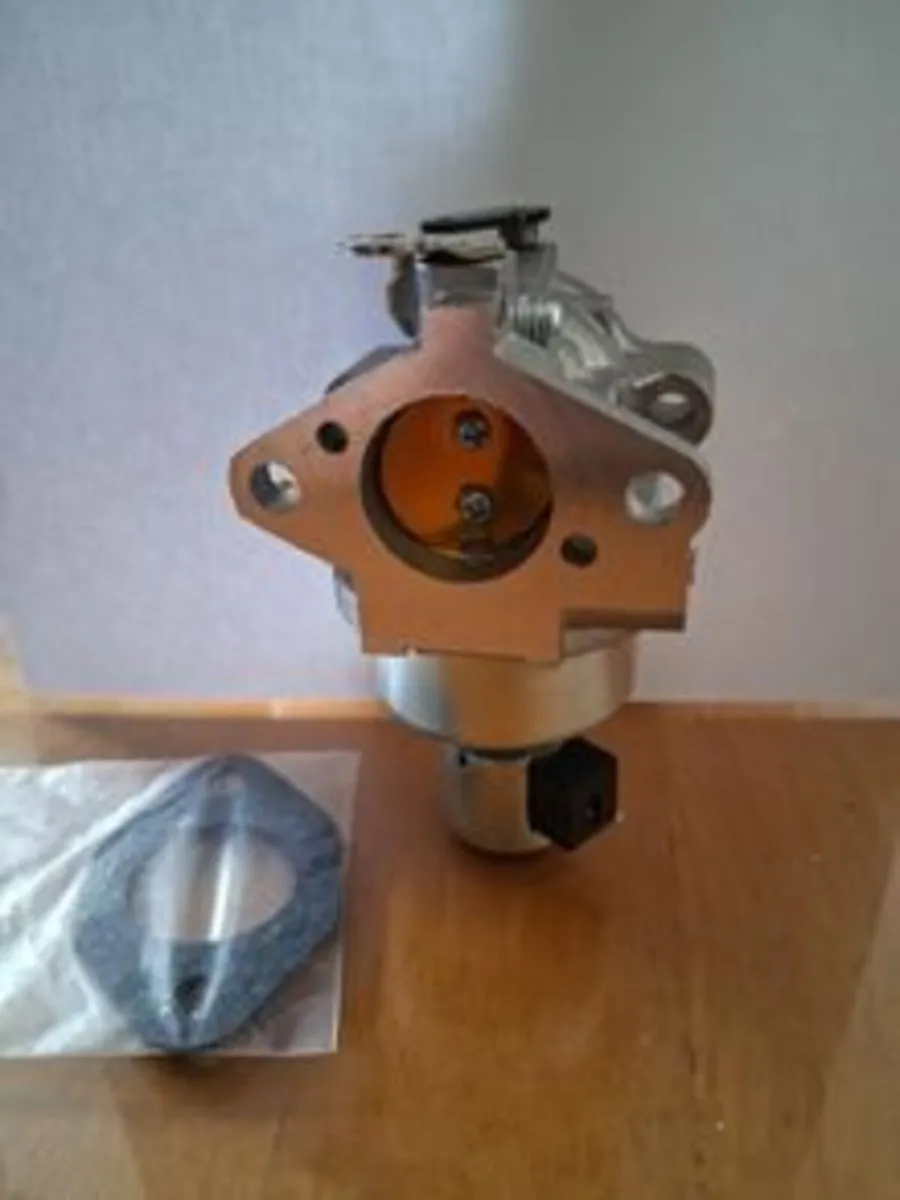 Carburettor for ride on mower engine 15HP. Fits mo