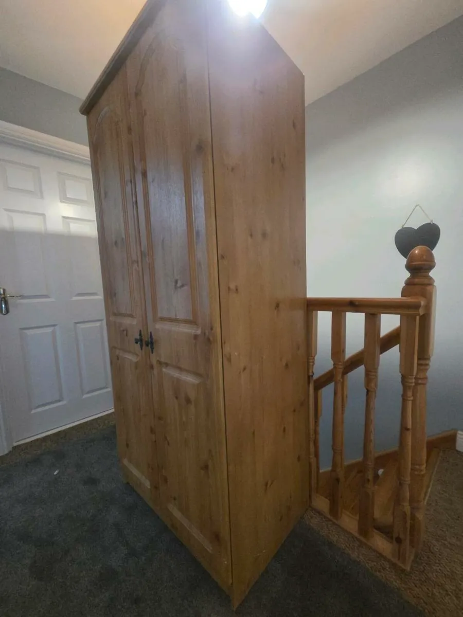 Wardrobe - Image 3