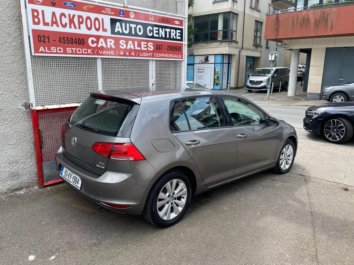 Volkswagen Golf 2015 - Image 2