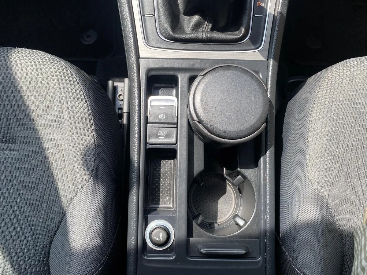 Volkswagen Golf 2015 - Image 4