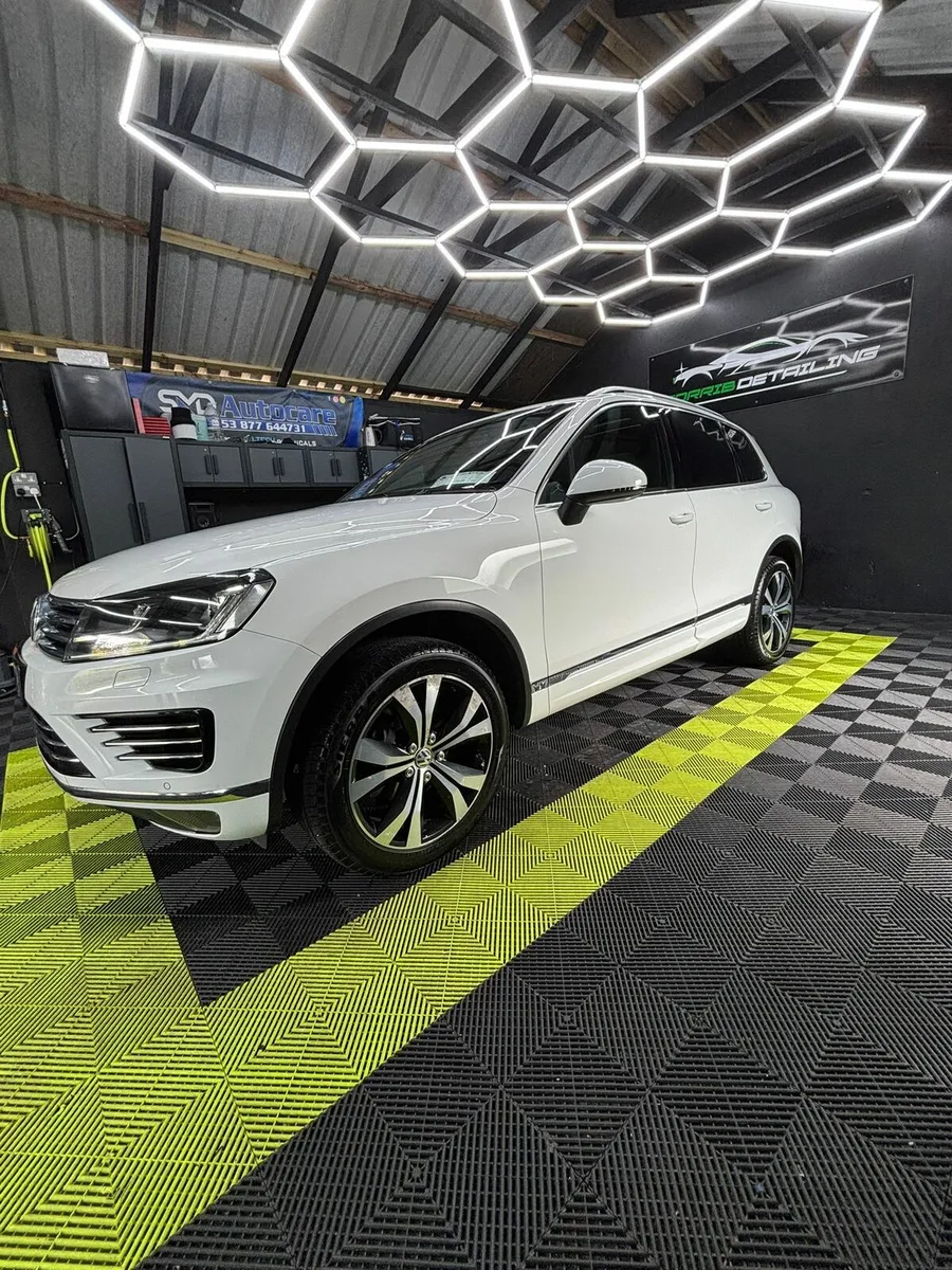 Volkswagen Touareg - Image 2