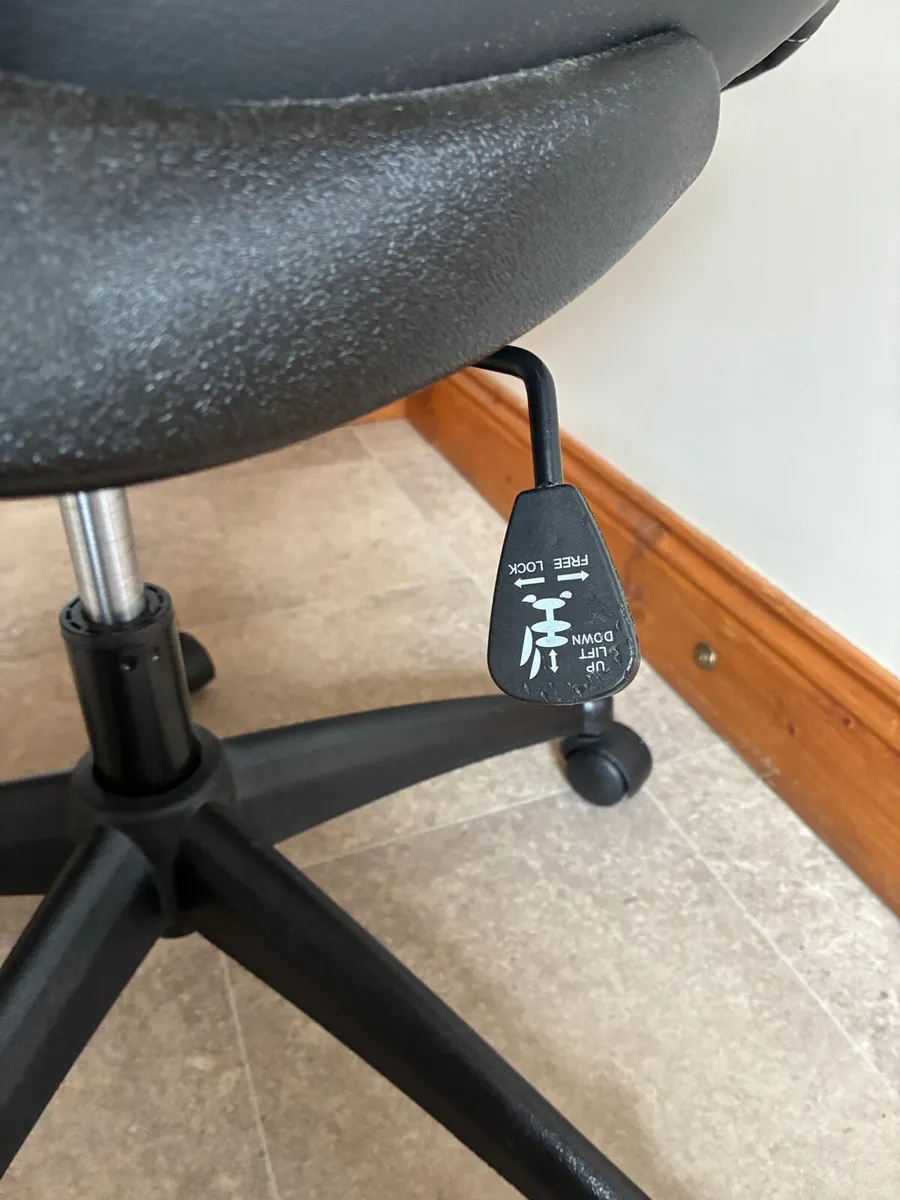 Office Chairs  x2 - Image 3