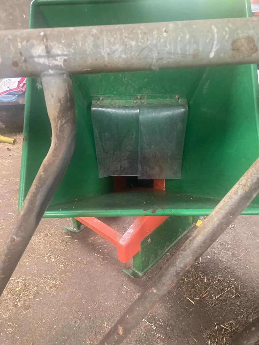 Wood chipper - Image 2