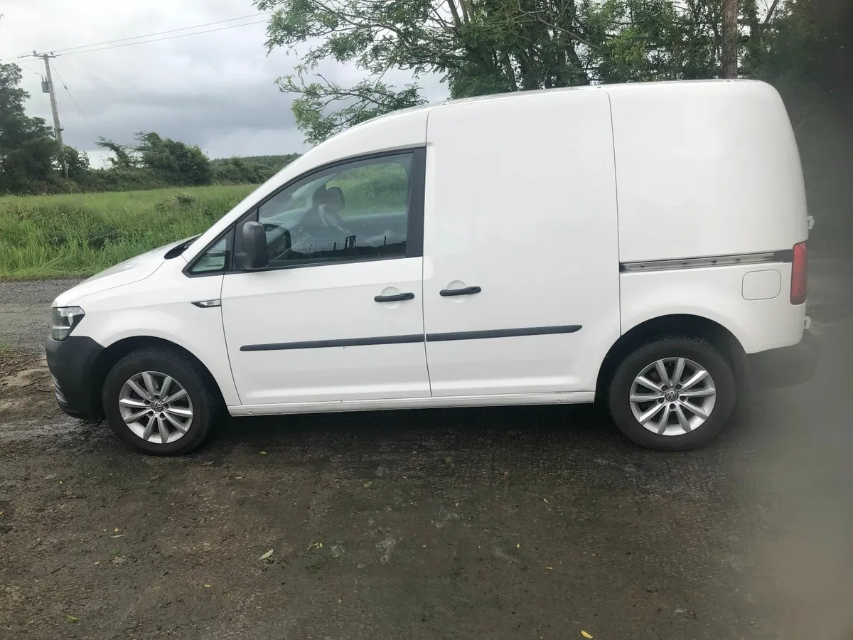 Volkswagen Caddy 2020 - Image 2