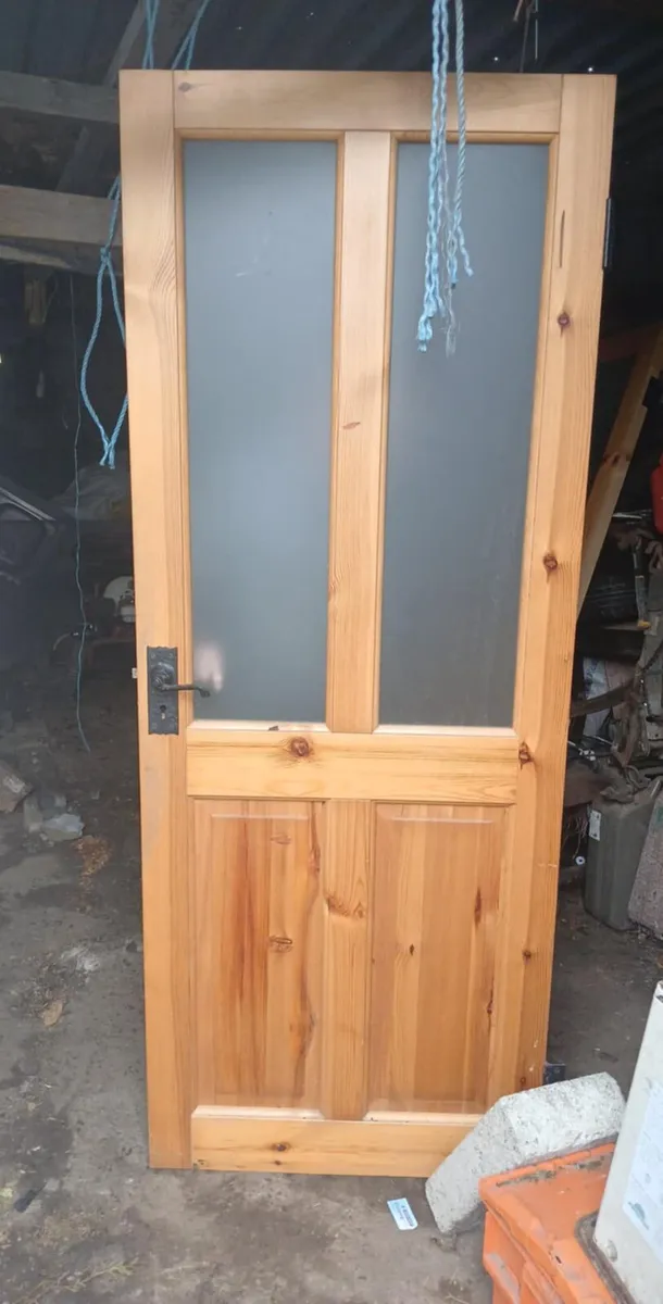 Internal doors - Image 2