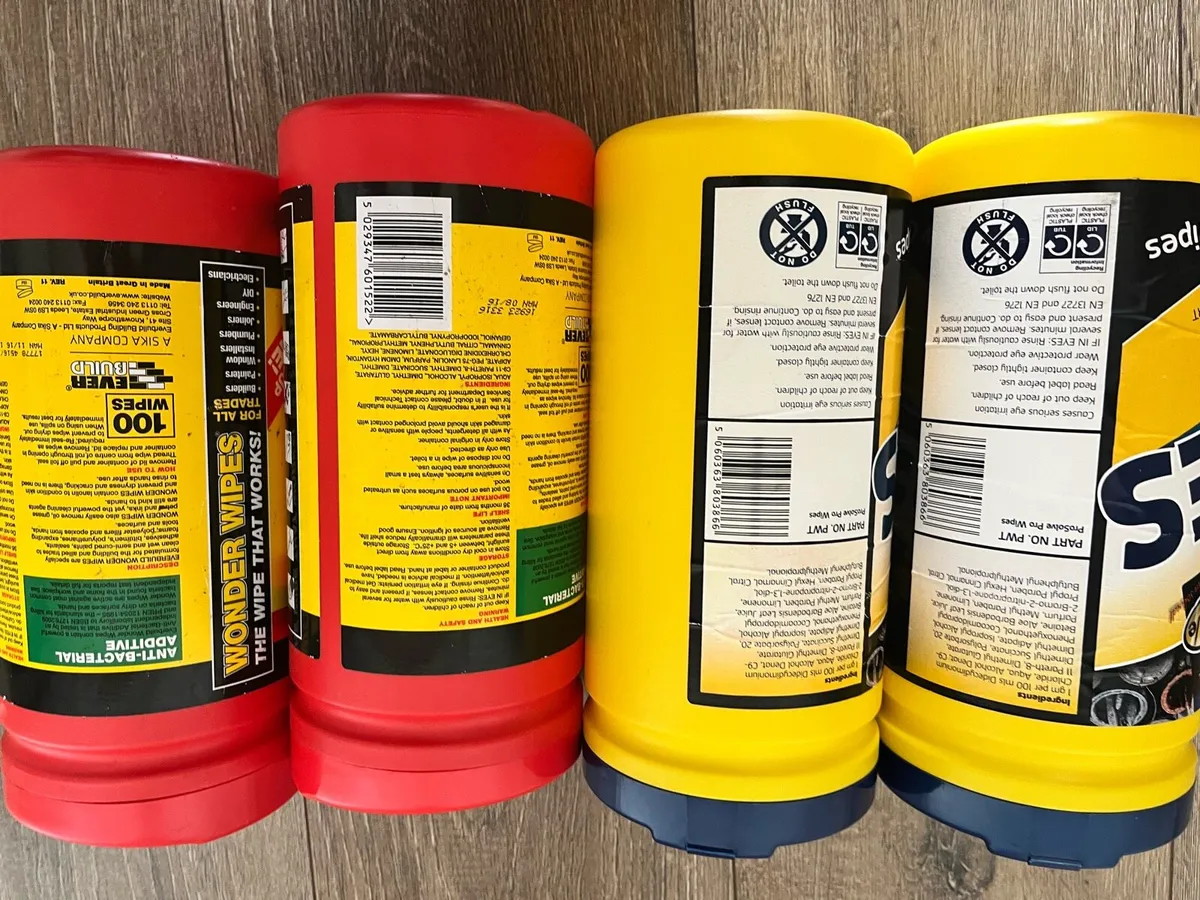 4 tubes of new wipes - Image 4