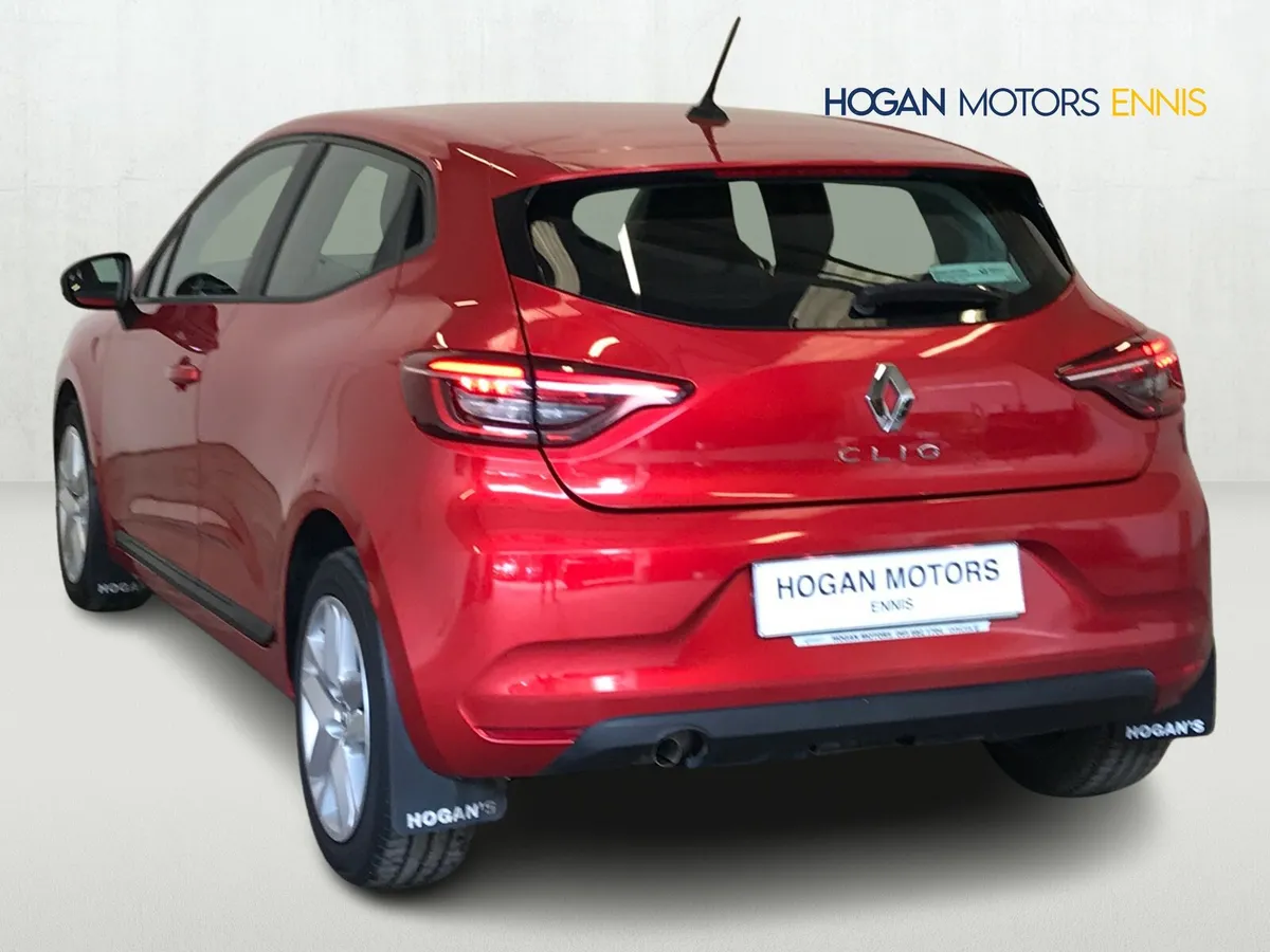 Renault Clio 2022 - Image 4