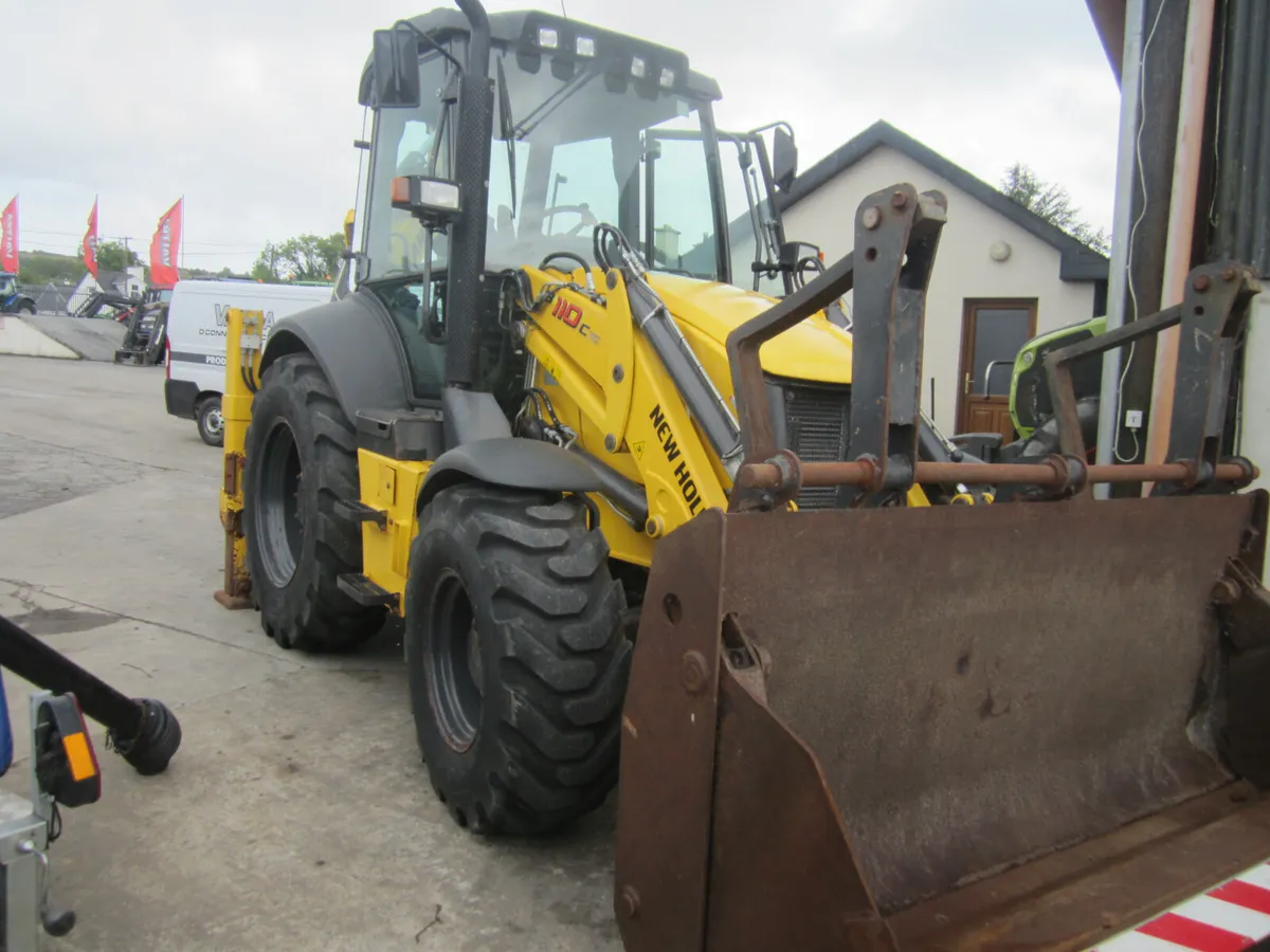 NEWHOLLAND B 110C TC ..2018...MINT - Image 4