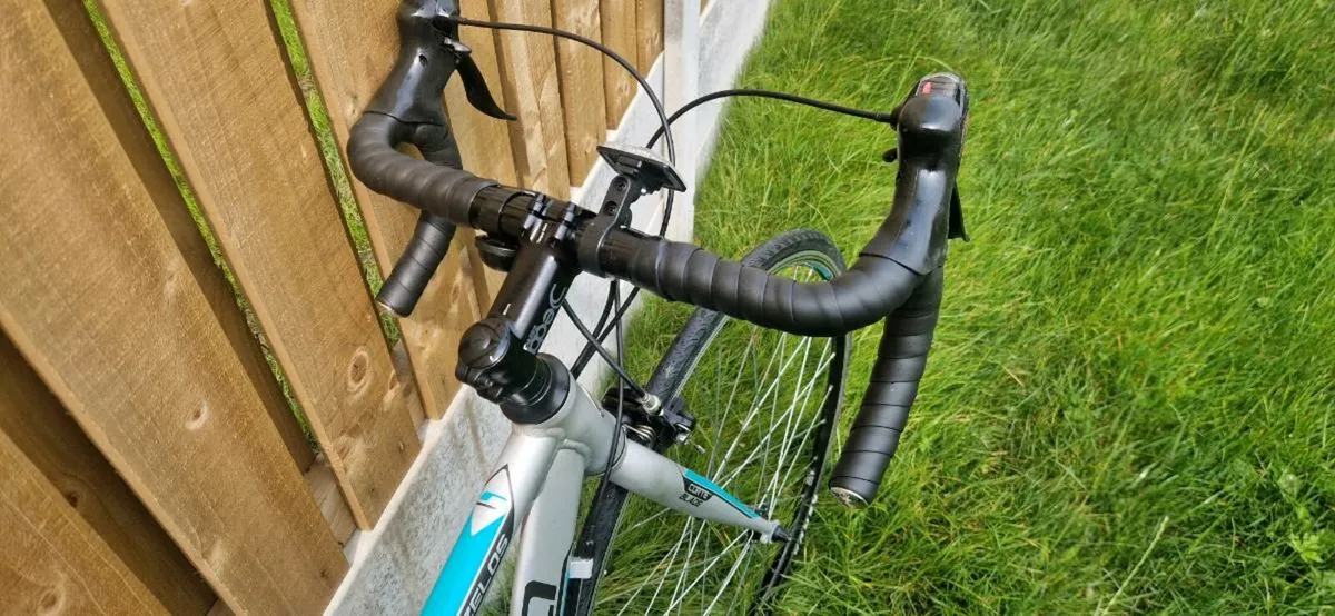 Carrera road bike S/M (serviced)(delivery) - Image 3