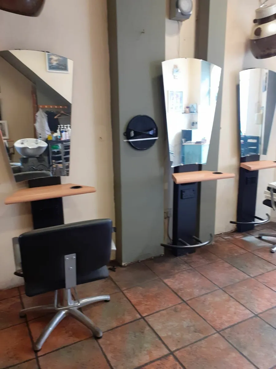 Salon Equipment - Image 1