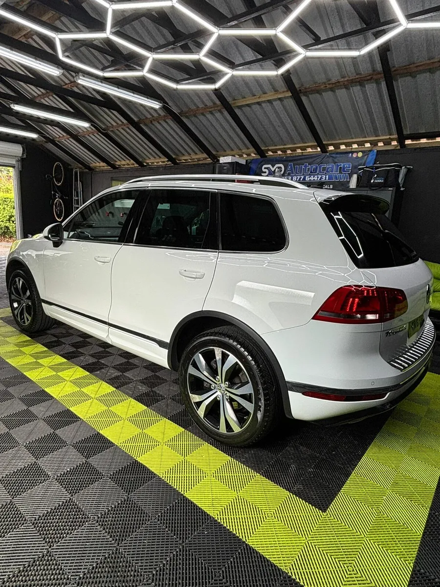 Volkswagen Touareg - Image 4