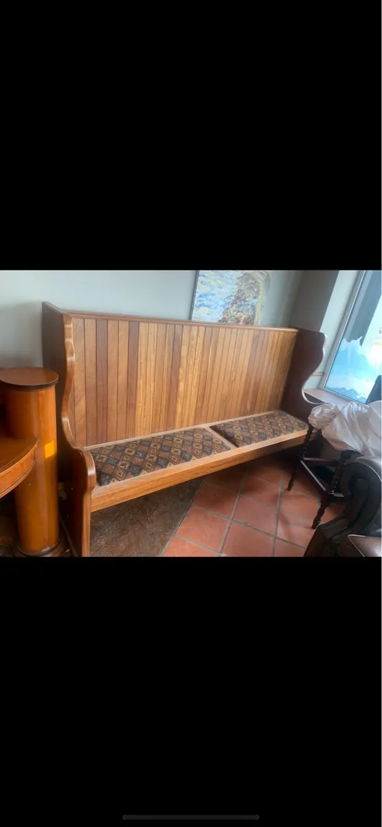 Bar Bench