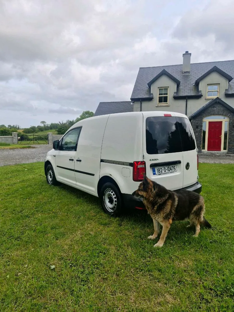 VW Caddy - Image 4