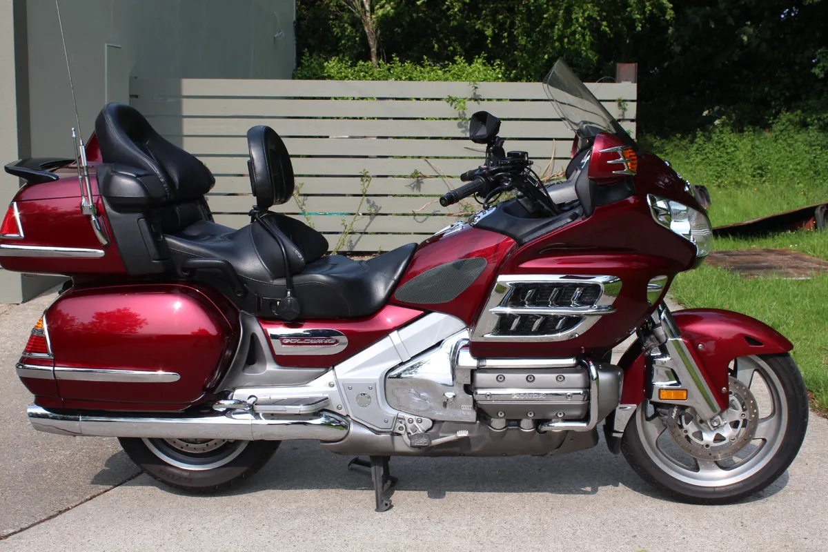 2005 Honda Goldwing 1800 - Image 2