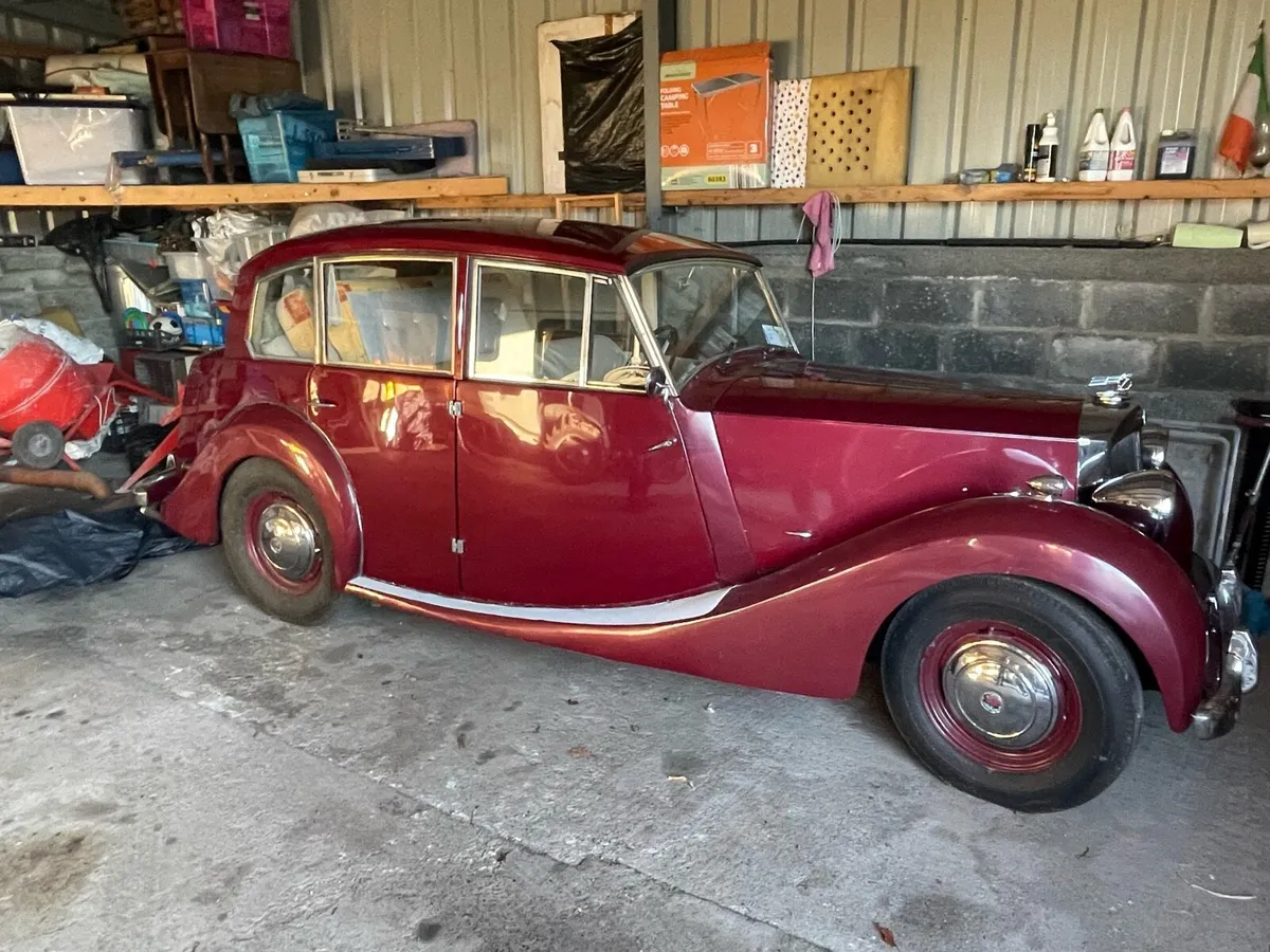 1957 Triumph renown - Image 2