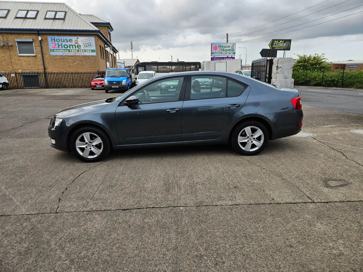 Skoda Octavia  1.6 TDI // Automatic - Image 4