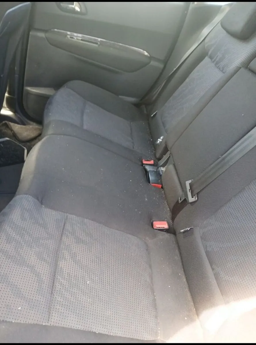 Peugeot 3008 - Image 2