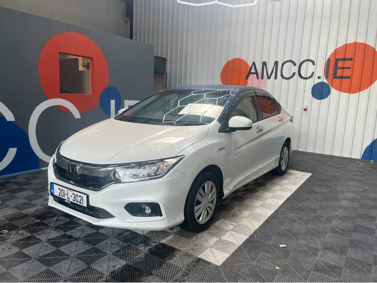 Honda Grace 1.5 PETROL HYBRID / 13k KMs / REVERSE - Image 3