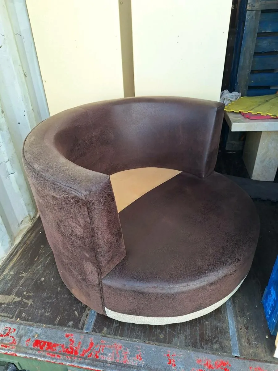 Swivel chair (DELIVERY) - Image 4
