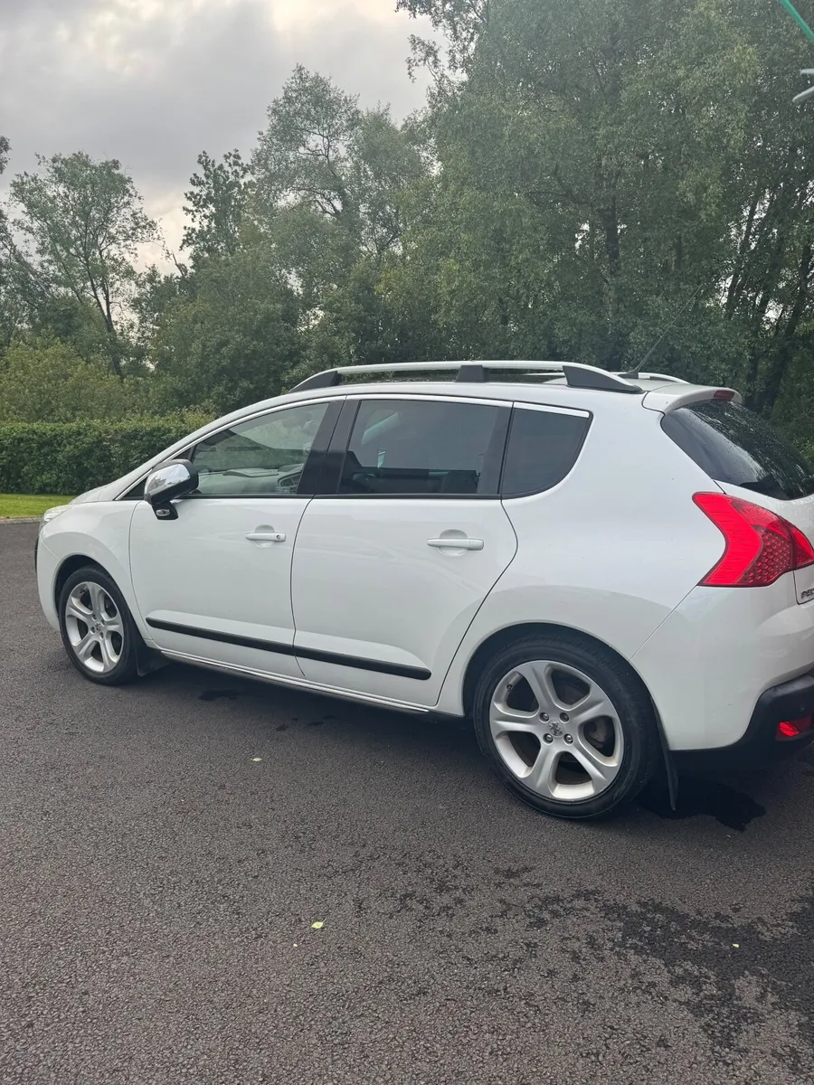 Peugeot 3008 2013 - Image 1