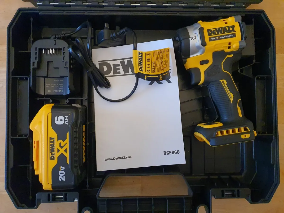Most Powerful 18V Dewalt Impact Driver kit - Image 2