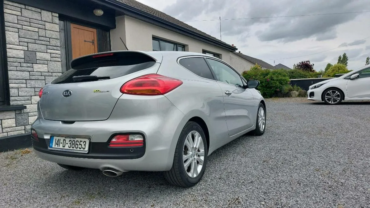 Hi Spec Kia Ceed Pro Ceed 128bhp 180 euro tax - Image 2