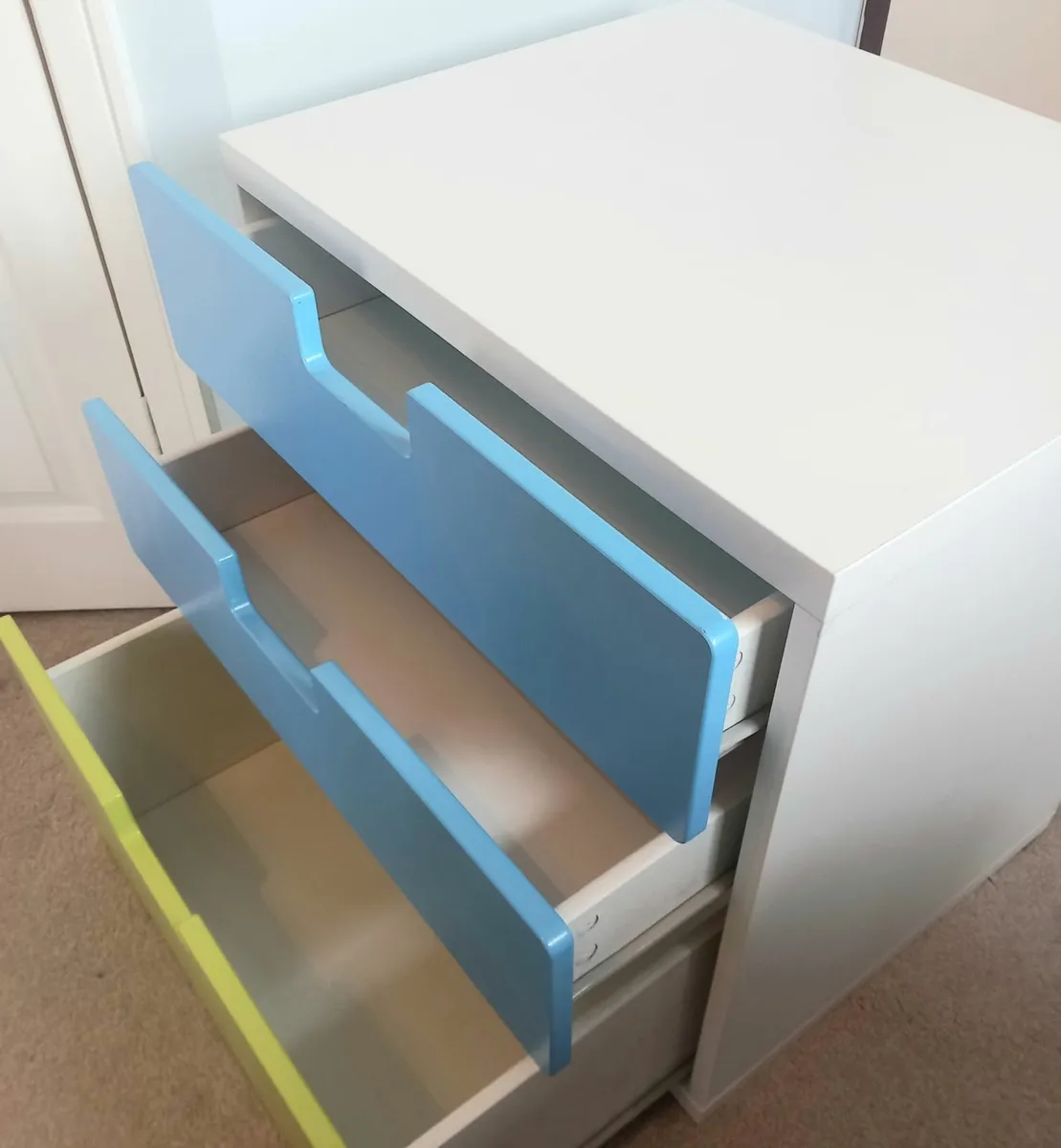 Children's furniture - Image 2