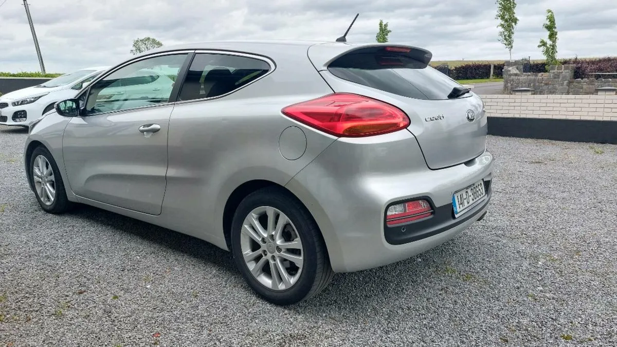 Hi Spec Kia Ceed Pro Ceed 128bhp 180 euro tax - Image 3