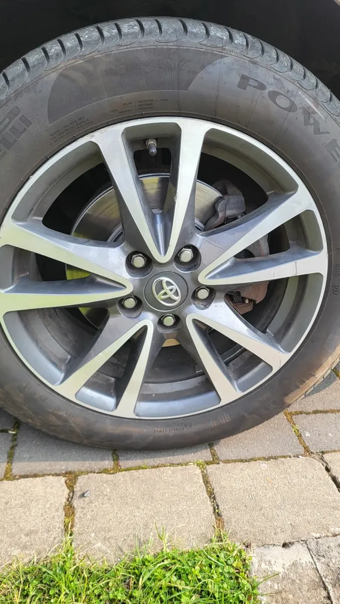 Toyota Avensis Estate business edition - Image 3