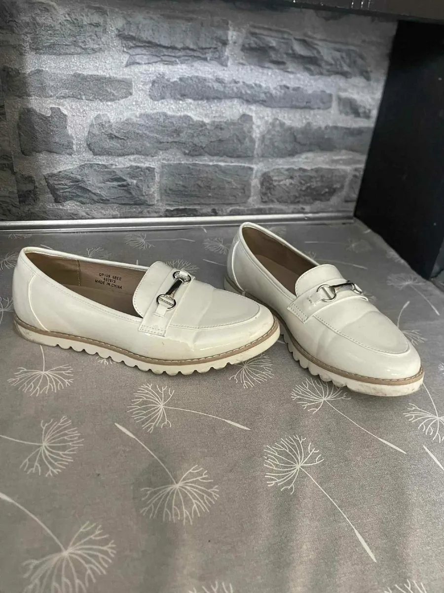 ladies shoes size 6 - Image 1