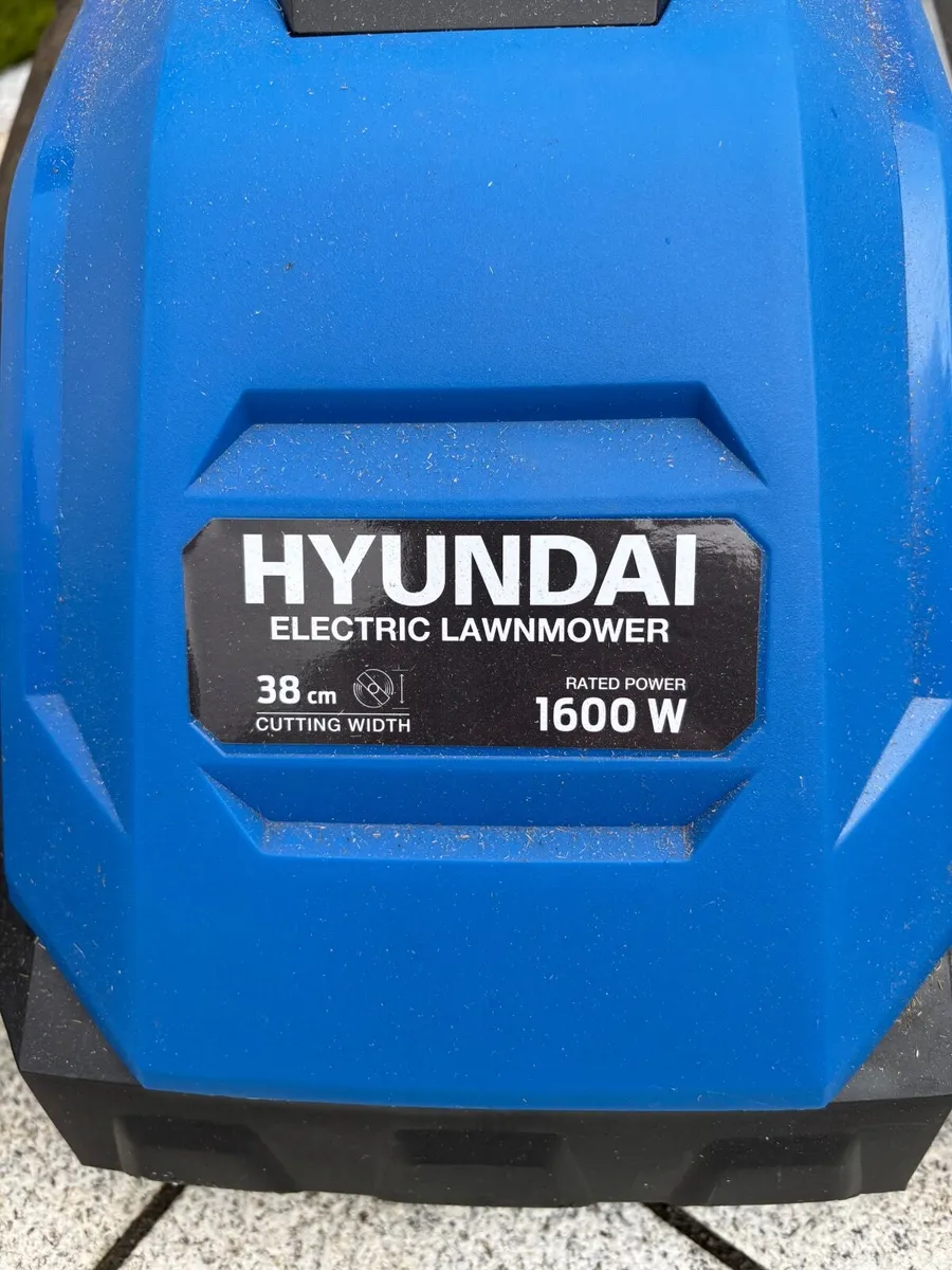 Lawnmower - Image 3