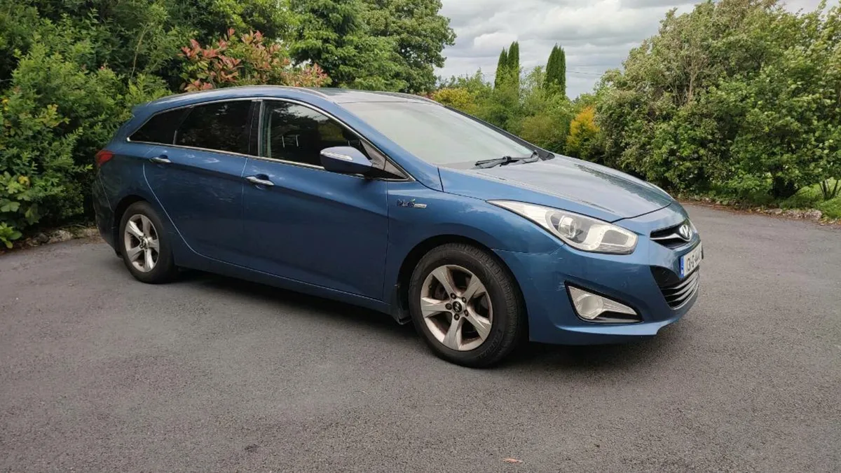Hyundai i40 Estate 1.7 CRDi Blue - Image 3