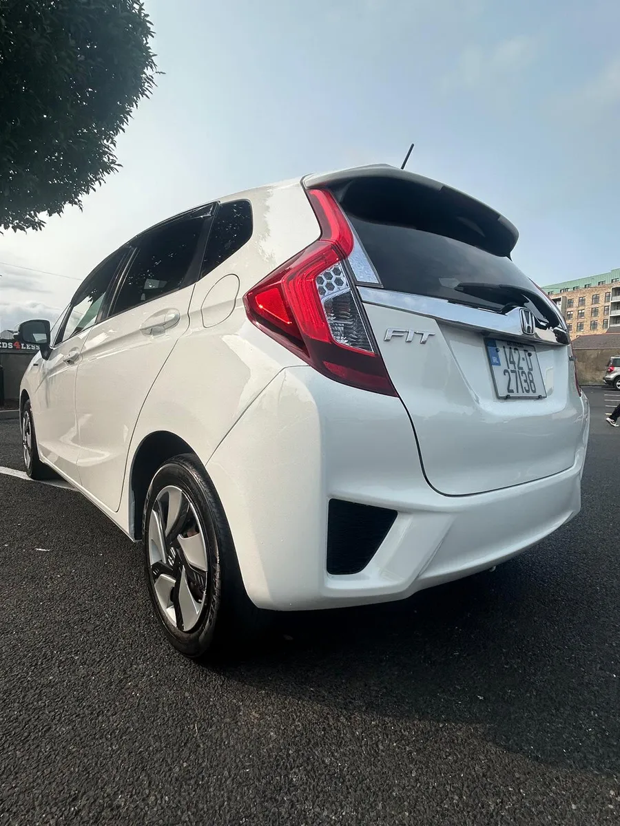 Honda Fit 2014 - Image 4