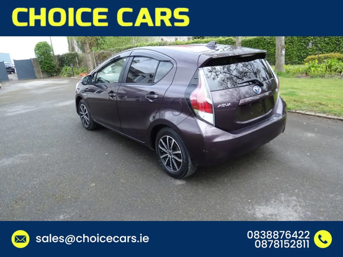Toyota Aqua 1.5 Auto Keyless GO - Image 3