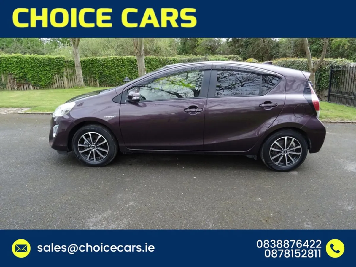 Toyota Aqua 1.5 Auto Keyless GO - Image 4